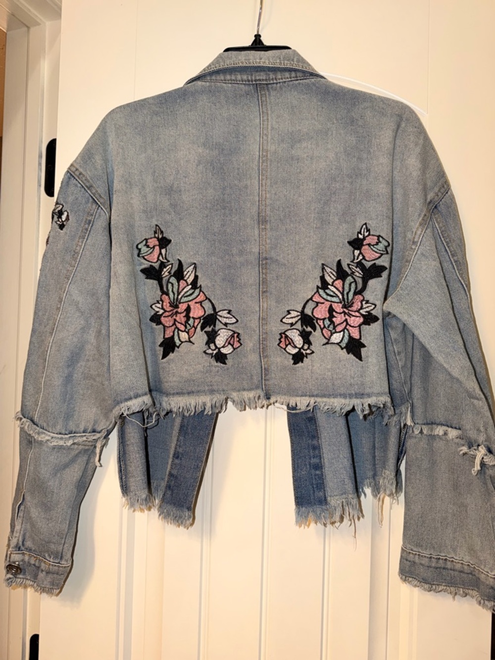 POL embroidered jean jacket size Large